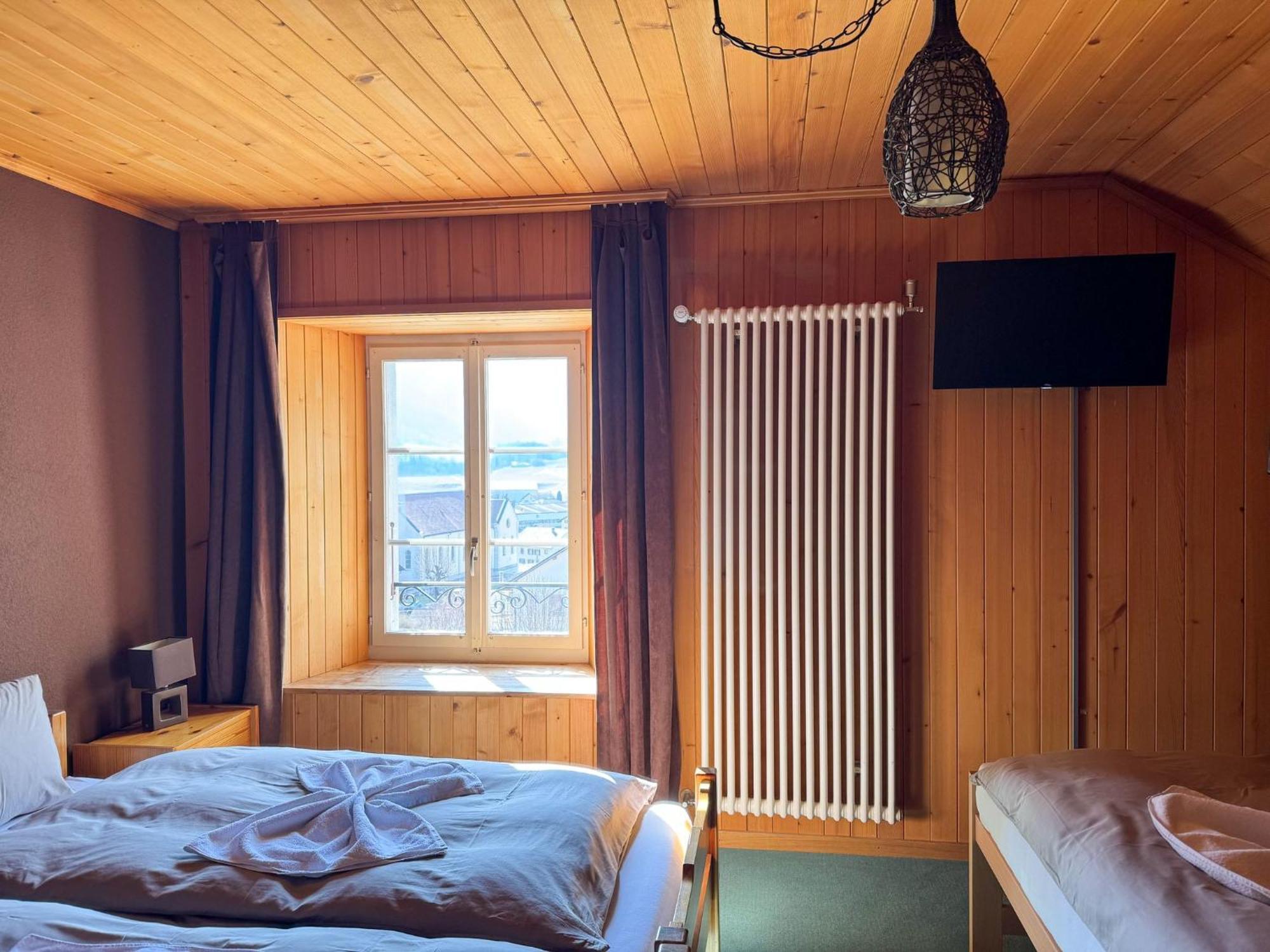 De L'ange Hotel